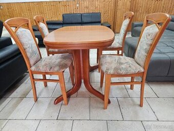 Jídelní stůl rozkládací + 4 židle -