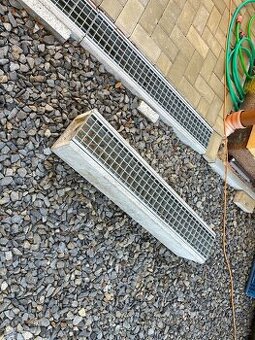 žlab s roštem pressbeton - 1
