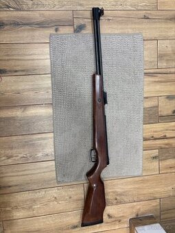 Vzduchovka H.A.MMerli hunter force 900