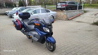 Suzuki Burgman 650, 3 x kufr