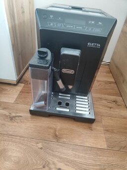 Kávovar DELONGHI - 1
