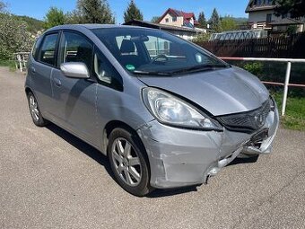 Honda Jazz 1,4 i-Vtec 73kW Havarované