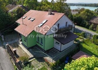 Prodej rodinného domu se 2 bytovými jednotkami - 1