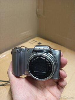 OLYMPUS SZ14
