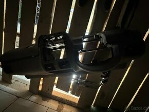 Palubní deska vw Golf 5 s airbagem spolujezdce a boční Airba - 1
