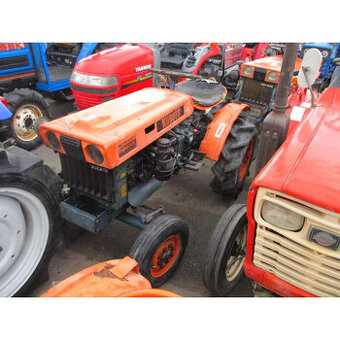 Malotraktor Kubota B6000 2WD plně funkční