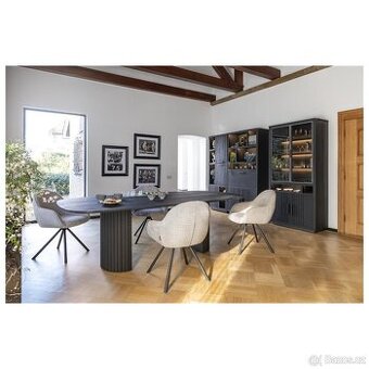 Designový jídelní stůl Pavie – dub, 240 cm, černý