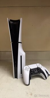 PlayStation 5 (Slim verze s mechanikou) 2 ovladače + záruka
