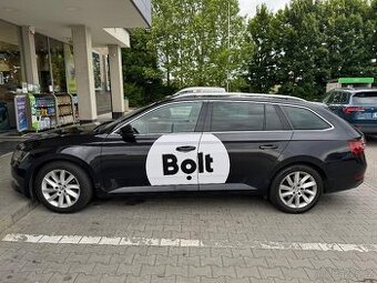 Pronájem Škoda Superb