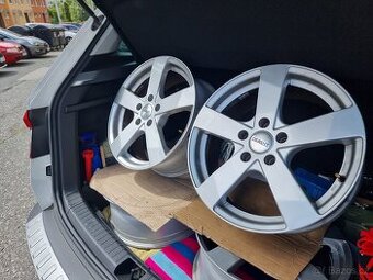 Prodám Disky alu 7x17 ET45 x112 - 1