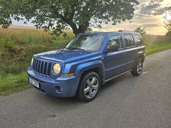 Jeep Patriot 2.0 CRDI 4x4 - motor VW