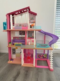 BARBIE Dreamhouse
