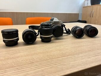 Nikon Ais 20mm f2,8, 24mm f2,8, 50mm f1,4.