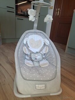 Ingenuity Houpátko vibrující s melodií Cuddle Lamb 2019