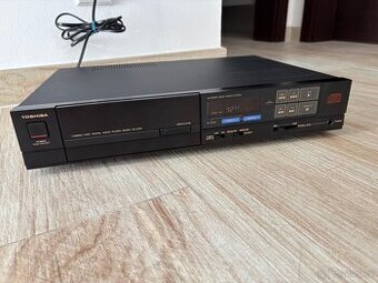 CD přehrávač Toshiba XR-Z50K vintage