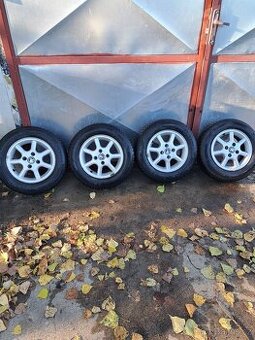 Alu kola 51/2Jx13H2+zimní pneu 165/70 R13 Felicia