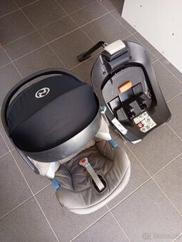 Cybex aton 5