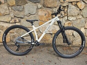 Trail hardail CTM ZEPHYR, vel. M, L (nový)