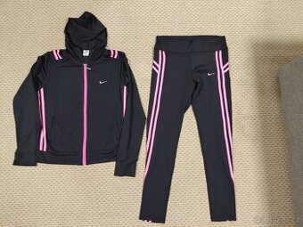 Dámská sportovní souprava Nike