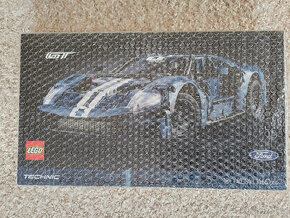 LEGO Technic 42154 - 2022 Ford GT - 1