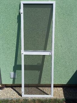 Prodám zánovní dveřní protihmyzovou síť v hliníkovém rámu