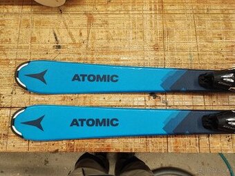 Dětské lyže Atomic 140cm + hole Komperdell 100cm
