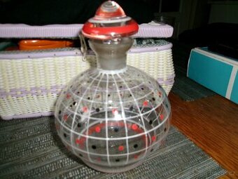 soska hudebnika a starozitne svicny