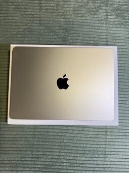 Prodám MacBook Air 13″ m3