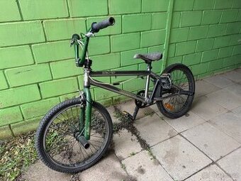 BMX Mongoose Mischief