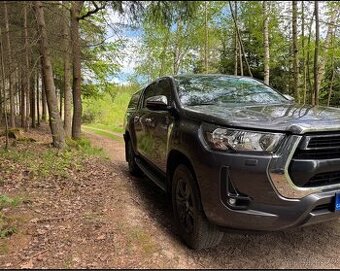Toyota Hilux , 2.4D. 2024rok. 110Kw. Najeto 45 tis km.