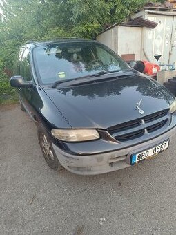 Prodám Chrysler Voyager rok výroby 2000, 2,5 TDI