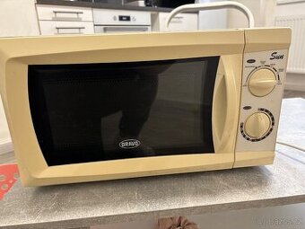 Mikrovlnná trouba