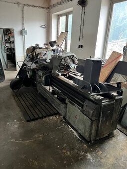 Soustruh, sloupová vrtačka