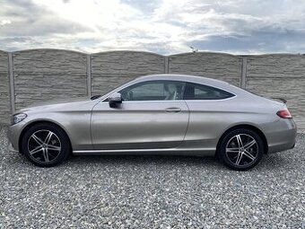 Mercedes-Benz Třídy C C 400 COUPE 4MATIC 51.000KM