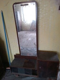 Toaletní skříňka