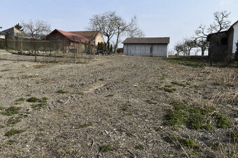 Jasenná - stavební pozemek 1102m2