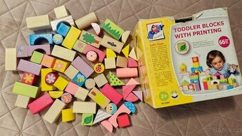 Stavebnice Woody - dřevěné kostky (pro děti 2+)