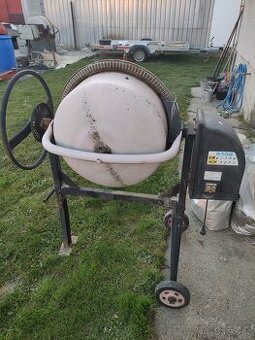 Prodám míchačku na 1 kolečko na 220V