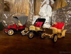 Igra modely 5 ks + Tatra 111 - 1