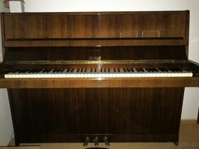 Prodám pianino Petrof - zachovalé a plně funkční