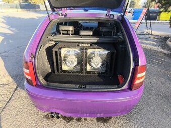Subwoofer hifonics