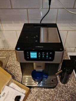 Automatický kávovar Beko CEG7348X