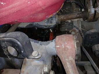 Obal víka hydrauliky