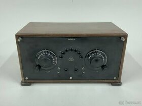 Staré rádio Radiola M63