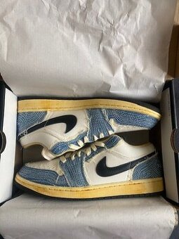 Air Jordan 1 Low SE