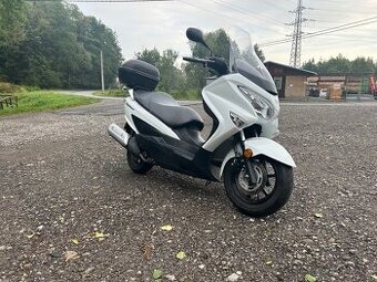 Suzuki Burgman 125