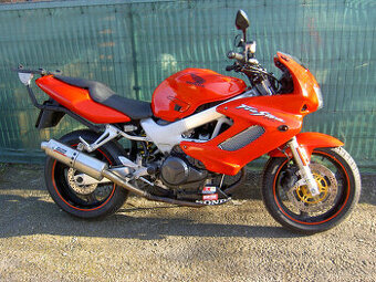 Honda VTR1000F