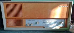 Staré rádio Tesla