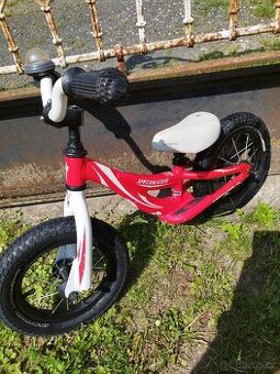 Odrážedlo Specialized Hotwalk