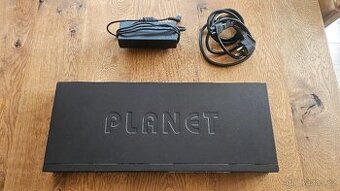 gigabitový ethernetový switch PLANET GSW-1601.